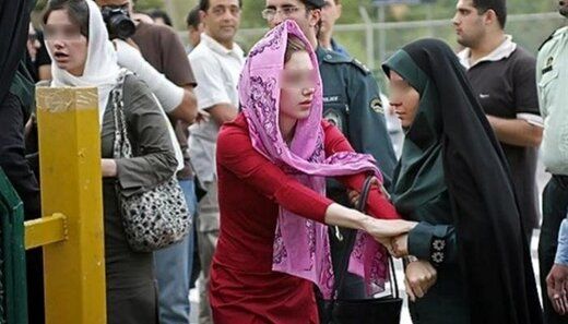 دبیر ستاد نهی از منکر: تندروها بدحجابی را جرم می دانند و نسخه زندان می پیچند