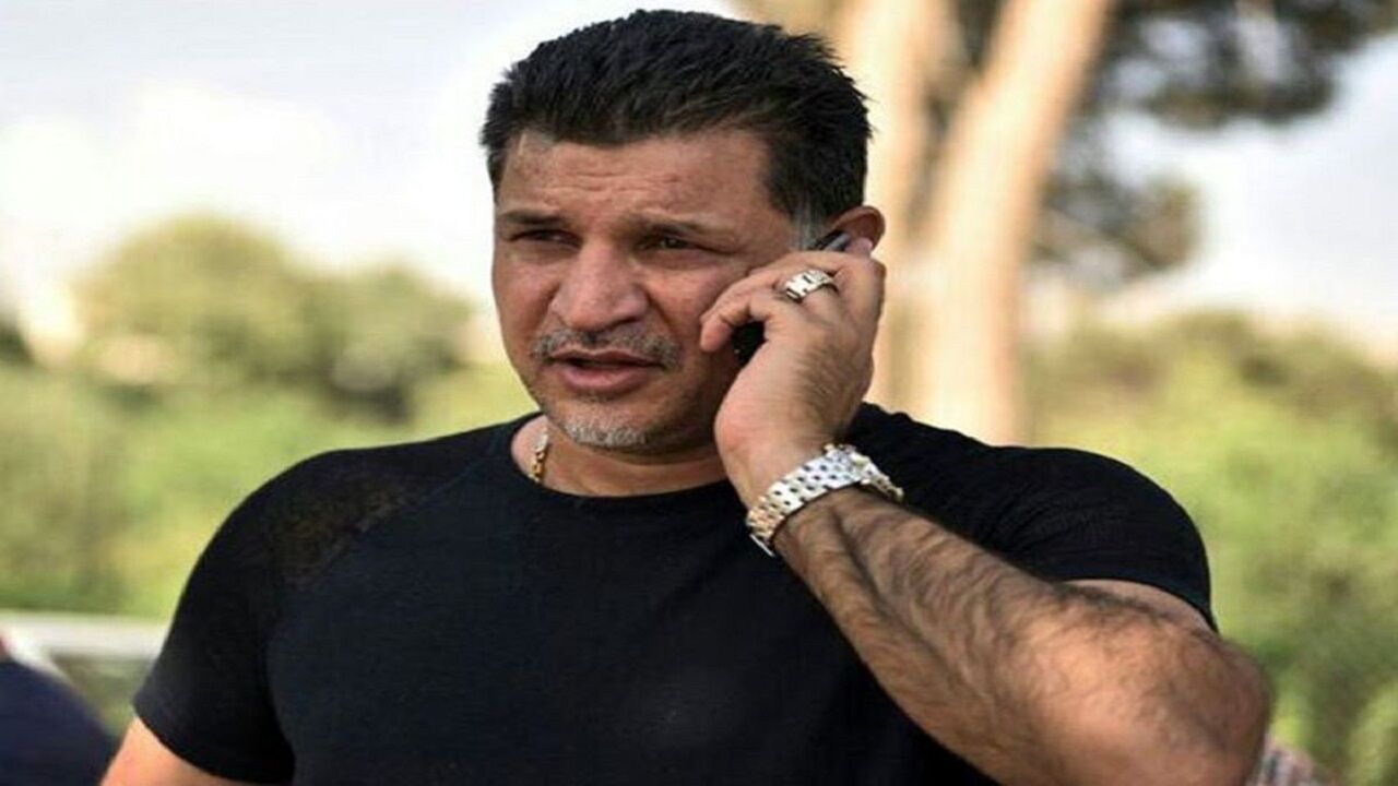 سارقان گردنبند علی دایی دستگیر شدند