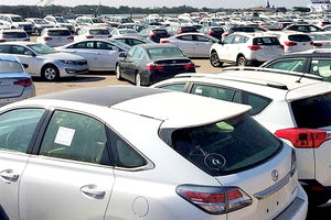 چراغ‌سبز به واردات خارج‏‏‏‌نشین‏‏‏‌ها با ترمز تعرفه‏‏‏‌ای