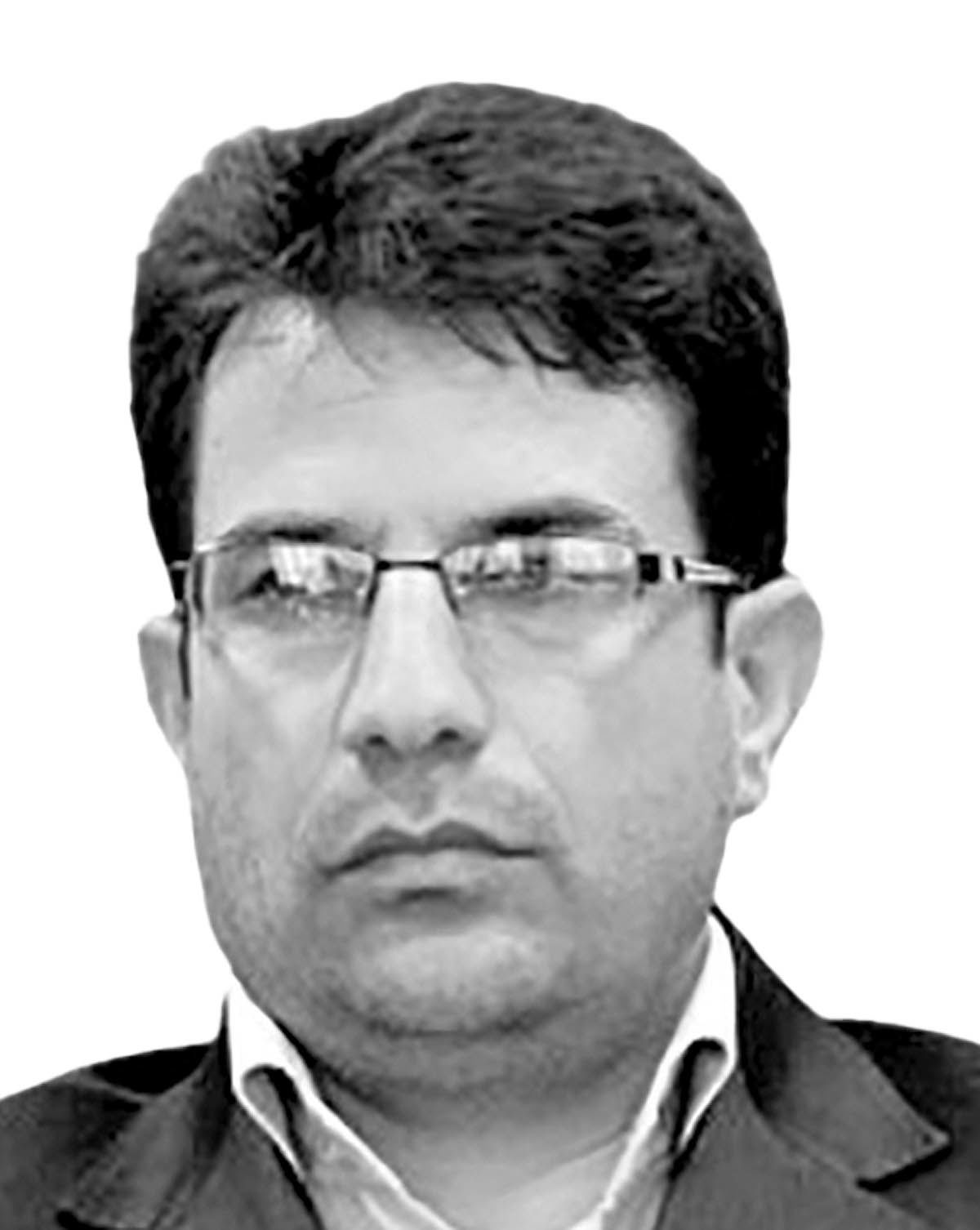 رسانه ماندگار در اقتصاد پیچیده ایران