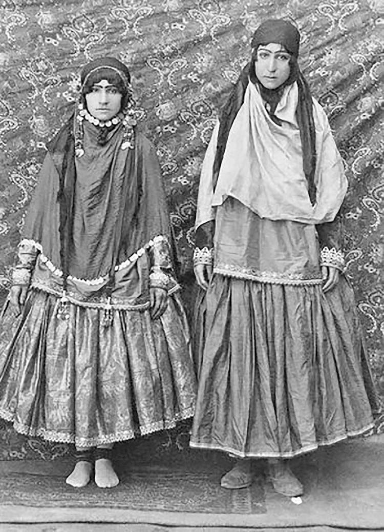 پوشاک و پوشش در دوره قاجار