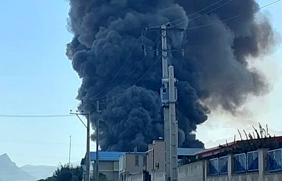 آتش سوزی مرگبار در کارخانه تولید دستکش/ چند نفر کشته شدند؟