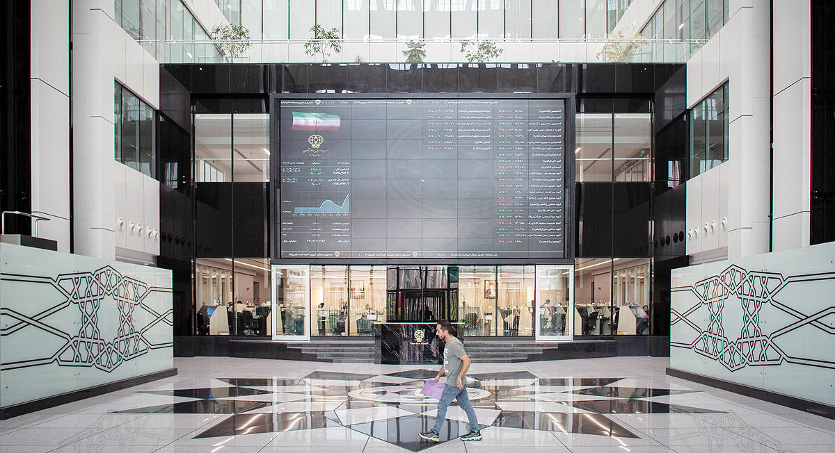 بورس در آستانه سقف تاریخی