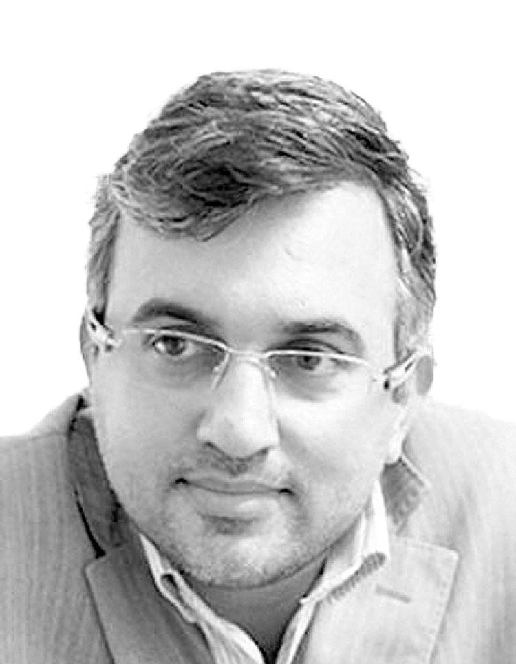 حمید  قنبری