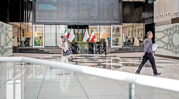 دو پرده از تلاطم بورس