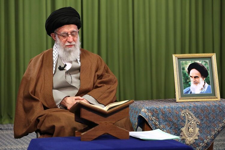 برگزاری محفل انس با قرآن در اولین روز ماه رمضان با حضور رهبر انقلاب