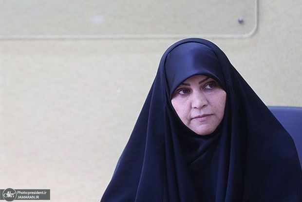 دستیار رئیس جمهور: ممنوعیت زنان بی‌حجاب از خدمات اجتماعی برخلاف قانون اساسی است