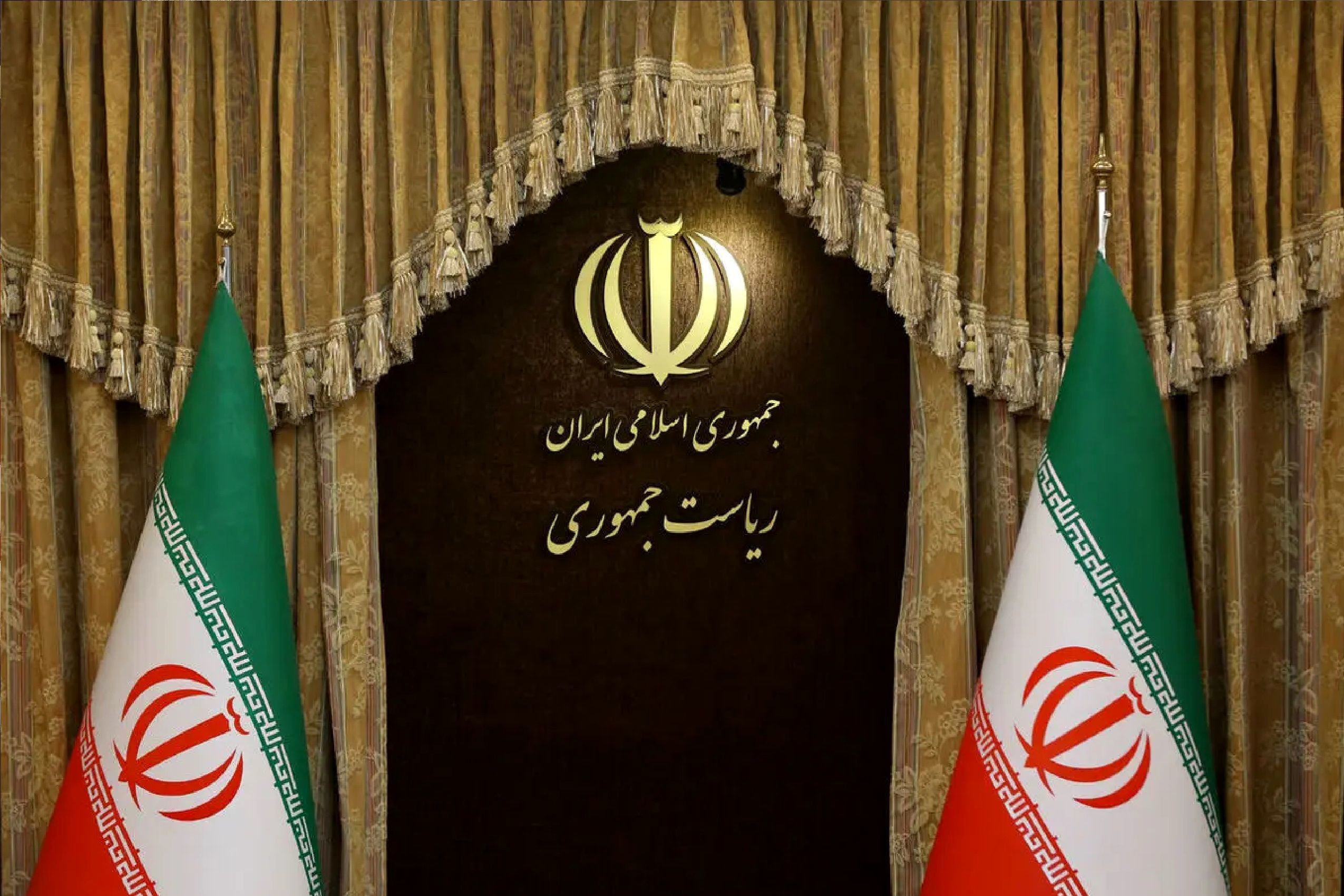 واکنش دولت به ادعای خضریان درباره حقوق نجومی علی احمدنیا