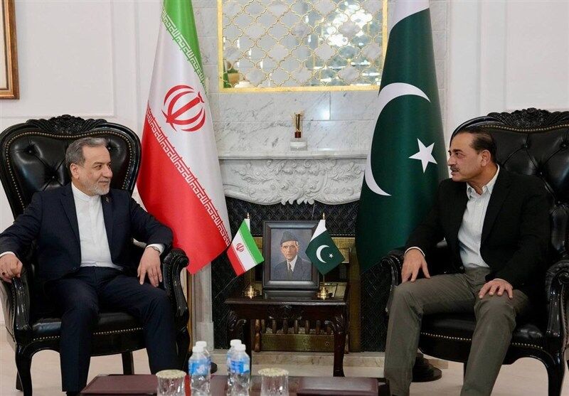 در دیدار مهم عراقچی و فرمانده ارتش پاکستان چه گذشت؟