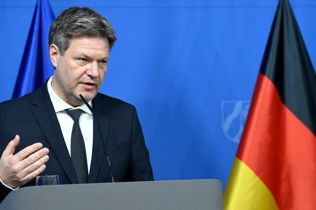 وزیر اقتصاد آلمان: فعلا آماده تحریم گاز روسیه نیستیم