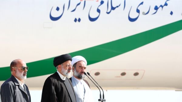 رئیسی:بر اساس وعده و میثاق خود با مردم رفع مشکلات را تا رسیدن به نتیجه پیگیری خواهم کرد