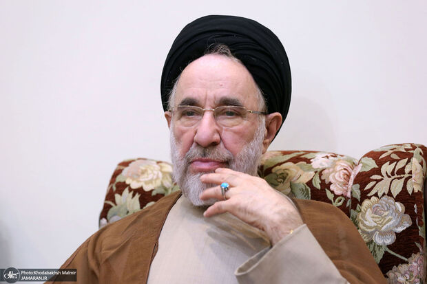 سید محمد خاتمی: برای درمان انحراف‌هایی که احیانا پدید آمده و می‌آید و اصلاح امور فکری و عملی کنیم