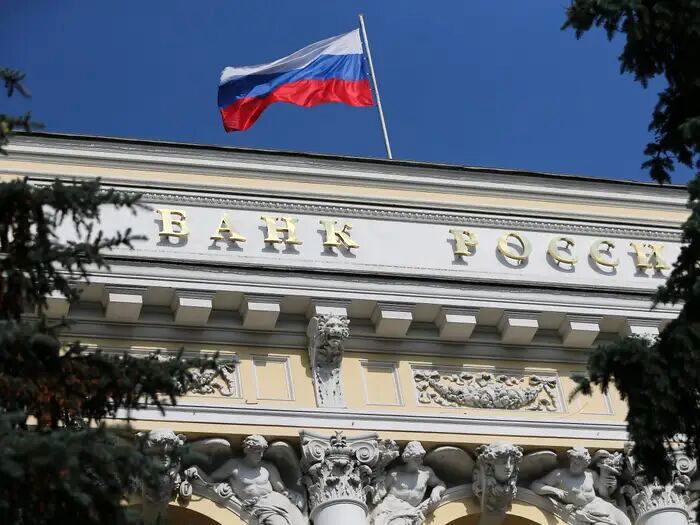 اخراج برخی بانک‌های روسی را از سوئیفت توسط اروپا/ کاخ سفید حمایت کرد
