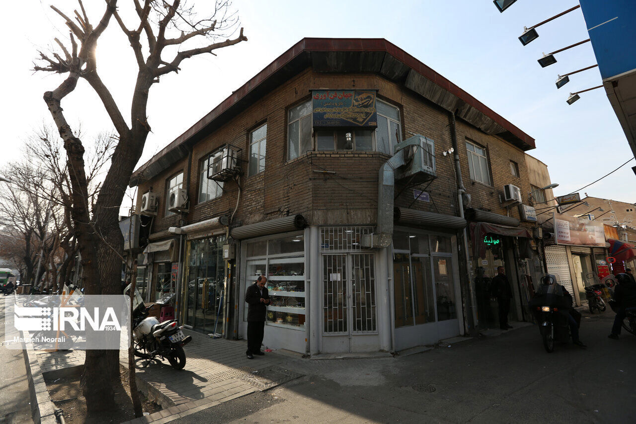 اسامی ساختمان‌های در معرض ریزش بازار تهران + فیلم