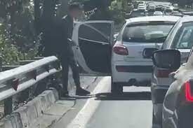 تحلیل متفاوت روزنامه جمهوری اسلامی از زورگیری اتوبان نیایش