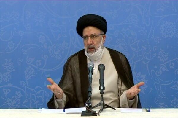 رئیسی: شوراها باید دژ محکمی در مقابل فساد باشند