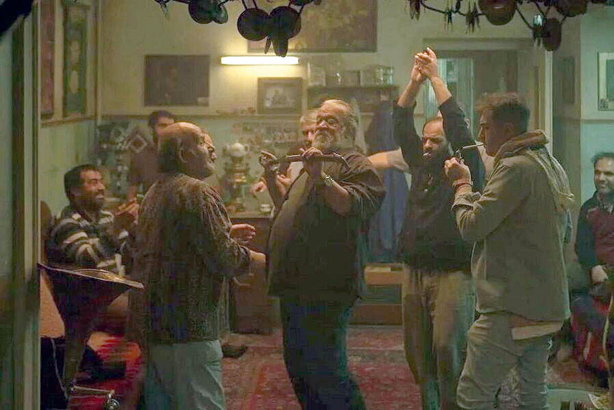 پیر  پسر در صدر 