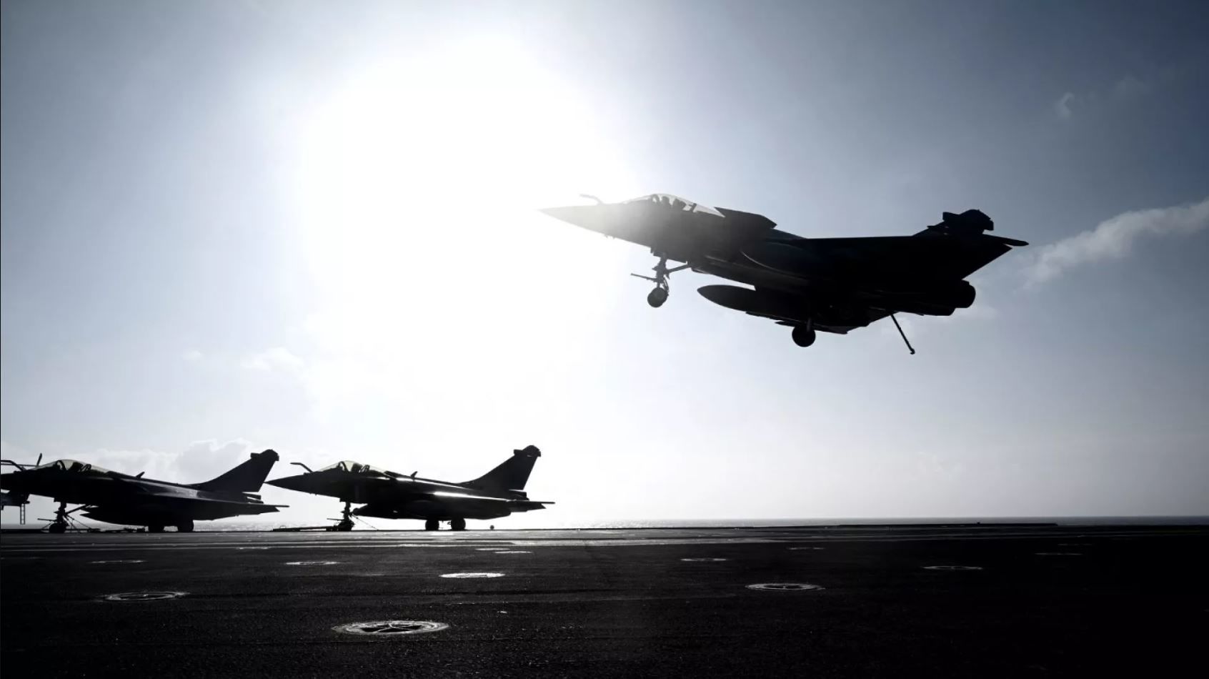 حمله دوباره جنگنده‌ها به اهدافی در شمال و غرب یمن