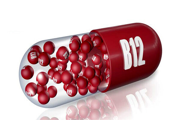 علائم کمبود ویتامین B۱۲ روی زبان