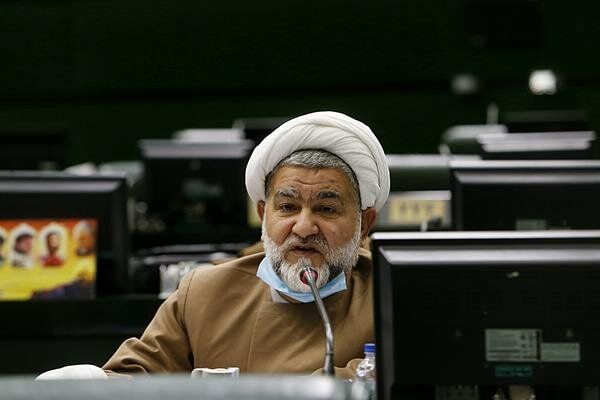 نماینده مجلس: آزادی‌هایی که در ایران وجود دارد، در هیچ جای جهان وجود ندارد