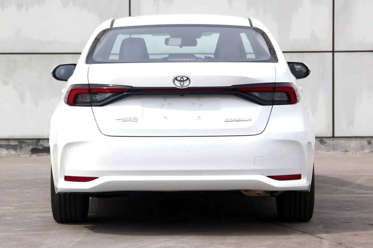 تویوتا کرولا نیوفیس در بازار ایران / عکس