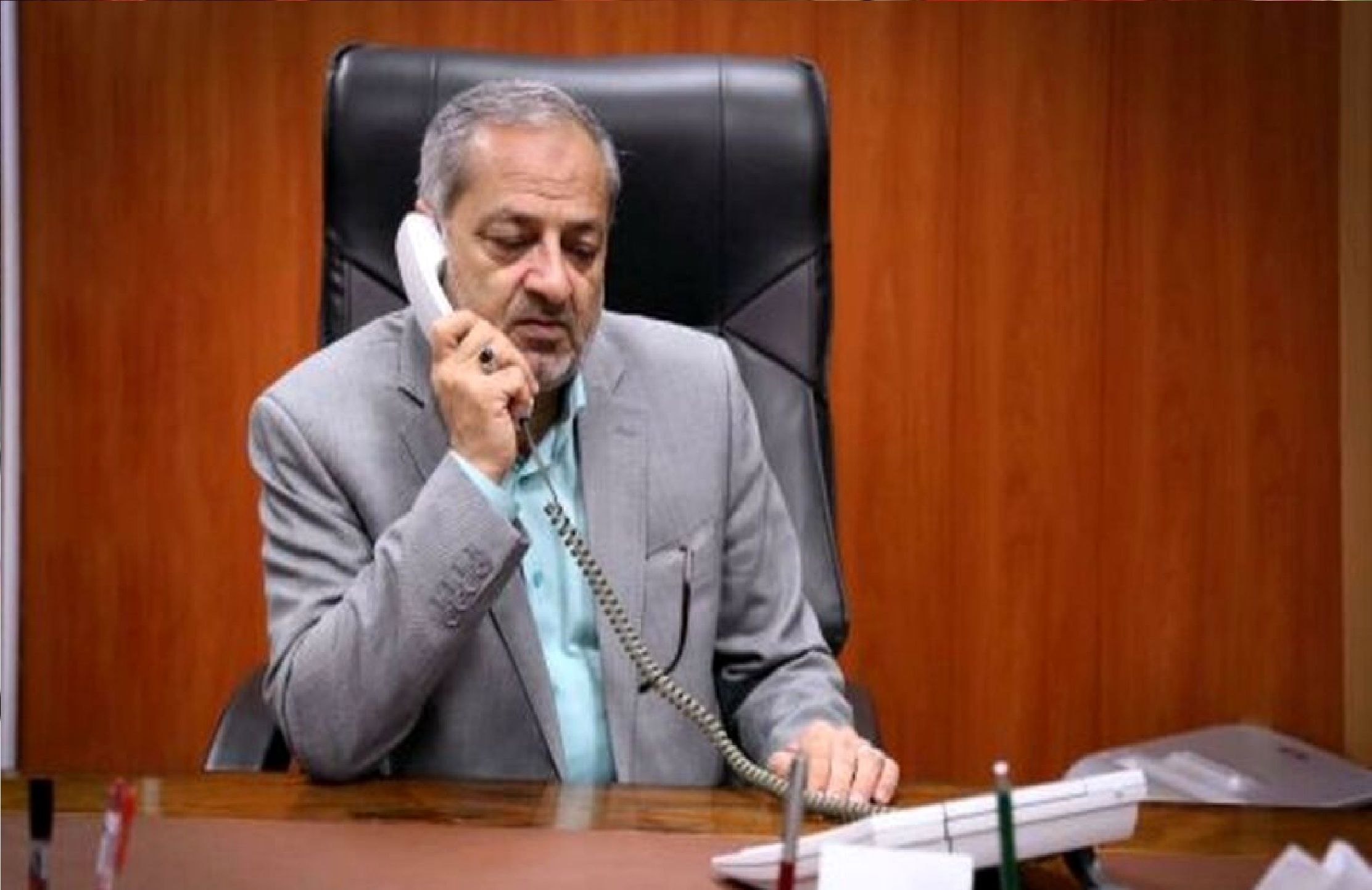 علیرضا کاظمی پیگیر حق و حقوق معلم زرندی شد