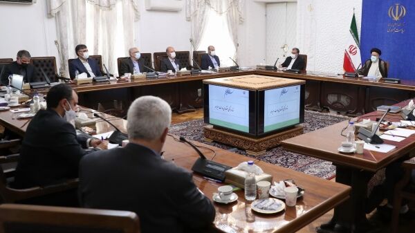 جلسه ستاد اقتصادی دولت / ضرورت تثبیت تنظیم بازار در بخش مواد غذایی و خوراکی