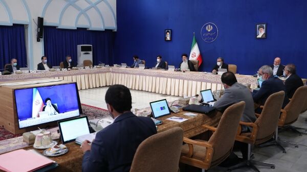 رئیس جمهور: پرتاب موفقیت آمیز ماهواره نور از جلوه‌های اقتدار ملی است