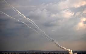 حملات موشکی شدید حزب الله به پایگاه ارتش اسرائیل