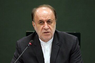 هیچ‌وقت با آمریکا به تفاهم نخواهیم رسید/ حاجی بابایی: تا وقتی ما از موضع قدرت و اقتدار با آمریکا حرف نزنیم، آمریکا همین روند خودش را ادامه خواهد داد