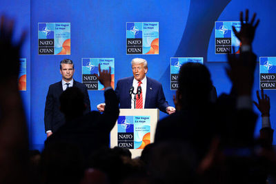 ترامپ: ما ونزوئلا را اداره می‌کنیم / مادورو و همسرش در یک کشتی آمریکایی به سمت نیویورک هستند/ لازم باشد، آماده مرحله دوم و حمله گسترده‌تر هستیم