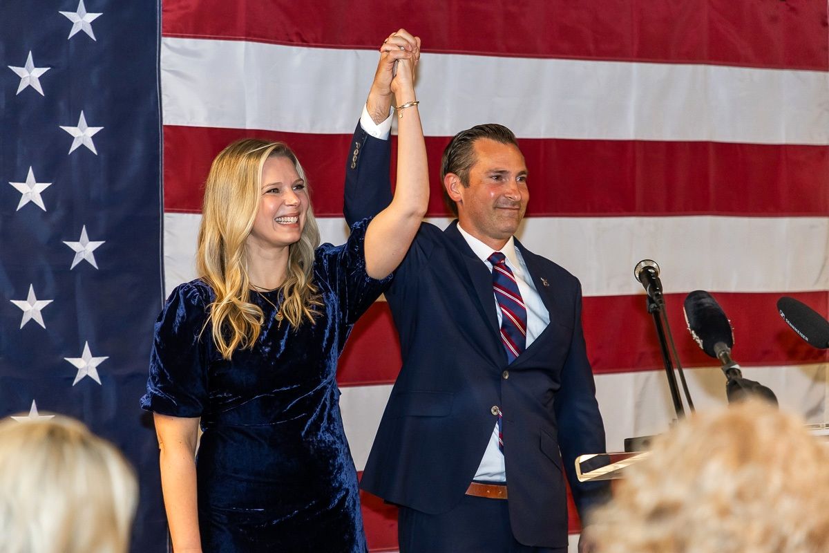 یک شانس دیگر برای غافلگیری سیاسی / دموکرات‌ها سوار بر موج پیروزی‌ها