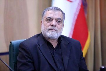 نماینده مجلس: اروپایی ها خیال می کردند در مهرماه همیشه چیز تمام می شود اما حالا تمام تیرهای اسنپ بک را شلکی کرده اند و خشاب شان خالی است