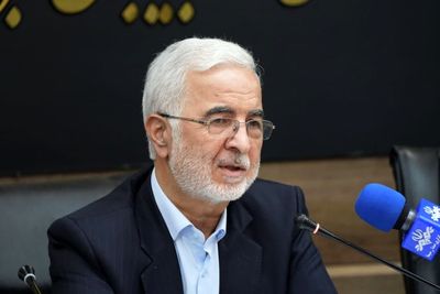 وزیر کشور: 2 میلیون اتباع غیرمجاز در کشور داریم/ فرصت‌های شغلی گرفته شده و یارانه صرف اتباع می‌شود