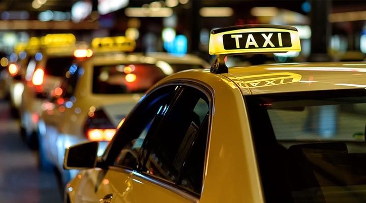 سورن دوگانه‌سوز جایگزین تاکسی‌های فرسوده/ 200 تاکسی برقی پلاک‌گذاری شد