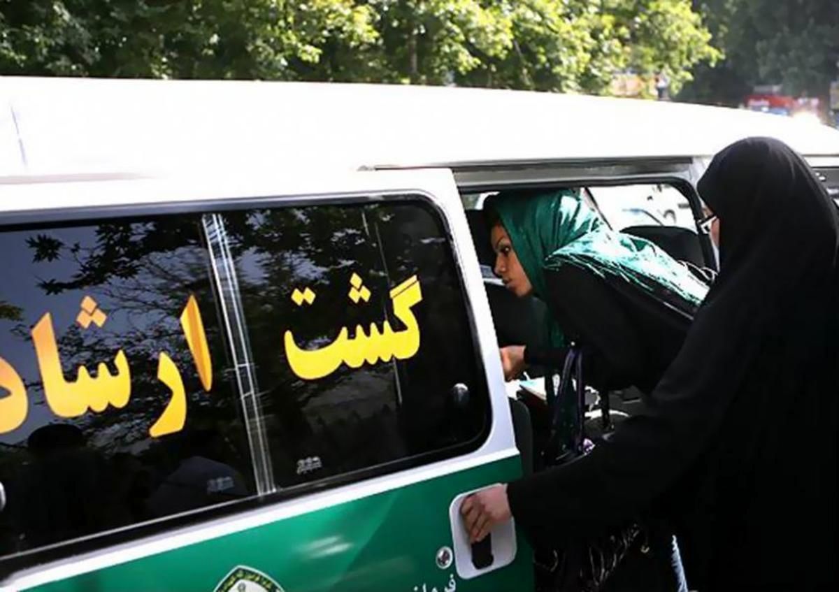 تصاویری از بازگشت دوباره گشت ارشاد به خیابان‌های تهران