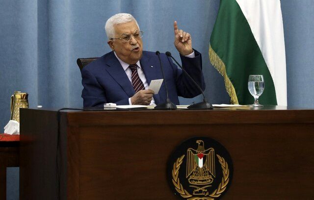 عباس خطاب به آمریکا و اسرائیل: از ما دور شوید!