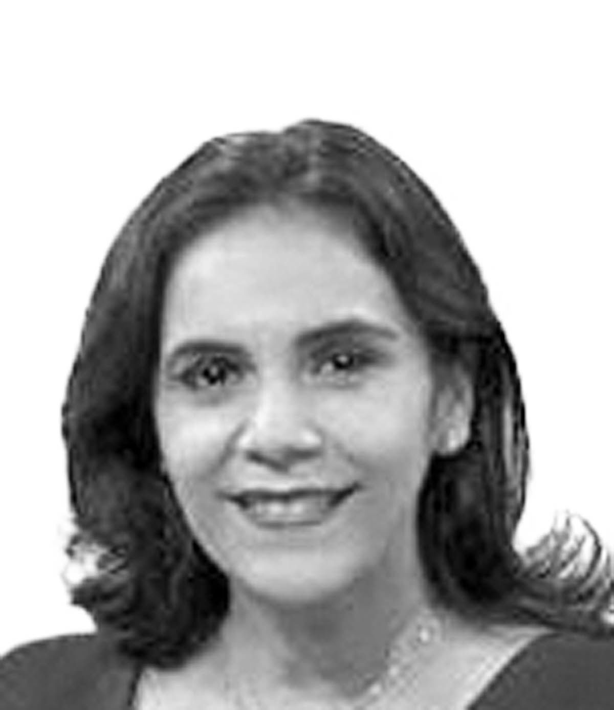 کاریشما  مهروترا