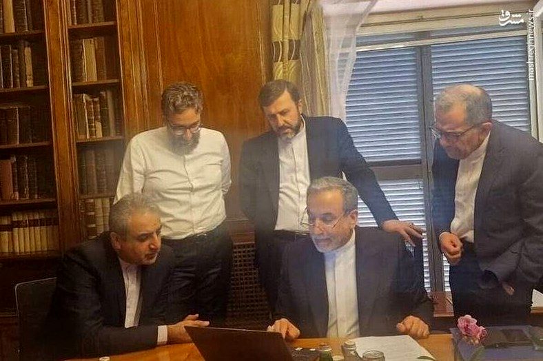 جمهوری اسلامی ایران , مذاکرات ایران و آمریکا , 