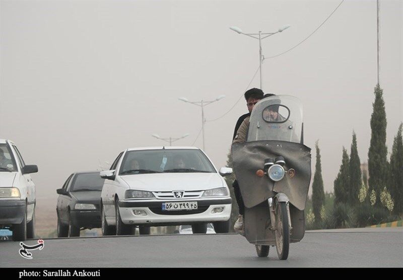 گردوخاک این ۱۴ استان را در برمی‌گیرد