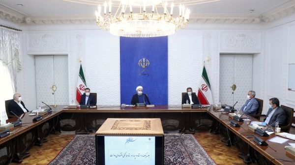 روحانی: دنبال مقابله با نوسانات قیمتی هستیم/مسئولان با عقلانیت مانع منازعات سیاسی شوند