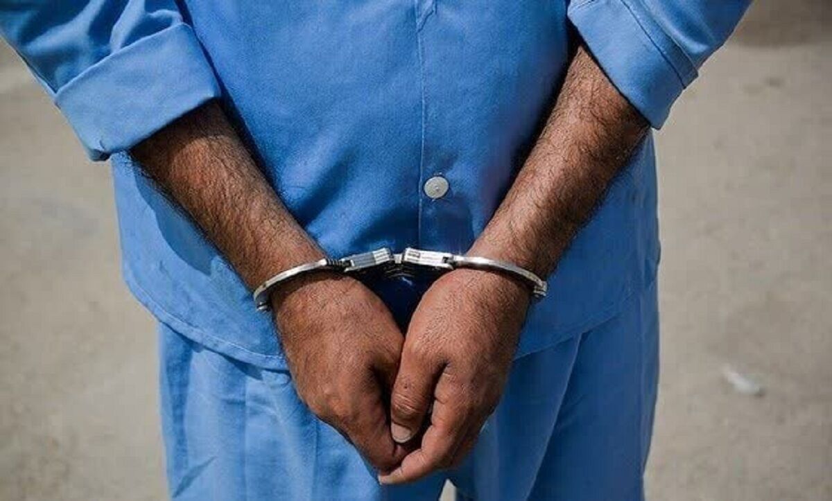 پلیس قلابی مترو بازداشت شد/ مردم حتما کارت شناسایی ماموران را ببینند
