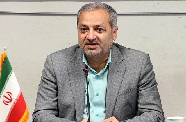 عدم پذیرش دانش‌آموزان در میان پایه‌ها به این دو بهانه ممنوع شد