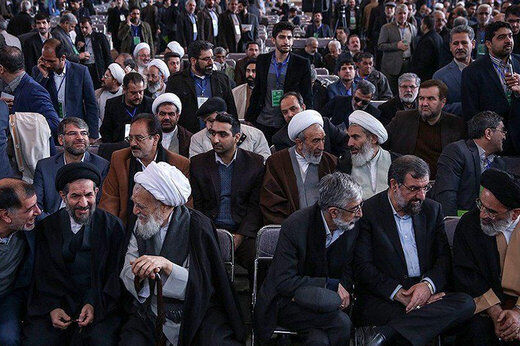 قدم‌های انتخاباتی میلیاردر اصولگرا