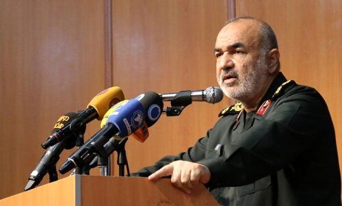 سردار سلامی: هیچ قدرتی توان مقابله با ملت ایران را ندارد/ دشمن را ذلیل کردیم