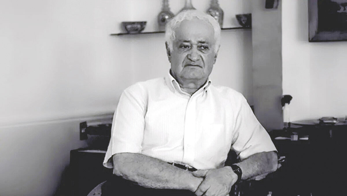 زاده سپاهانم و ملالی ندارم جز دوری از وطن
