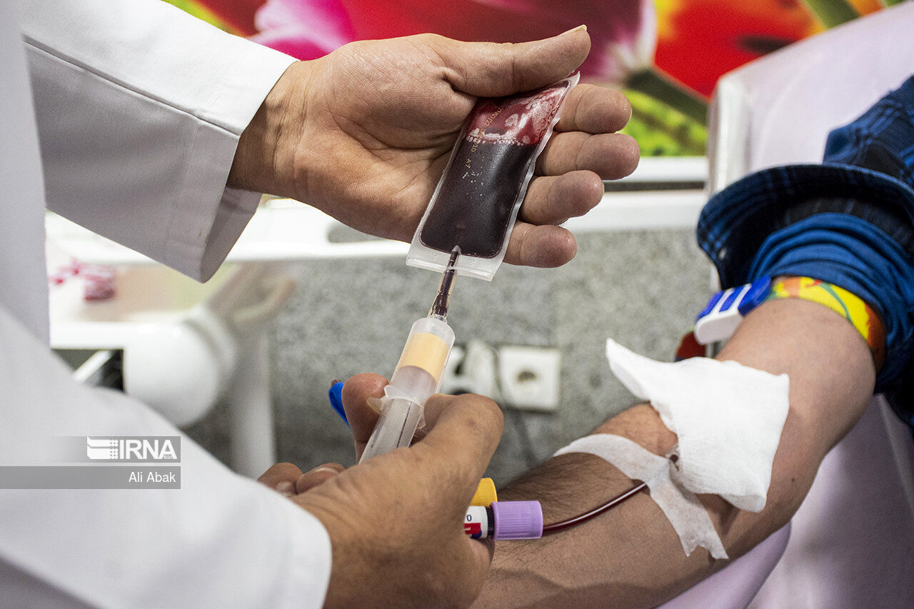 تهرانی‌ها برای اهدای خون اقدام کنند/ کاهش آمار مراجعات به انتقال خون به دلیل سرما