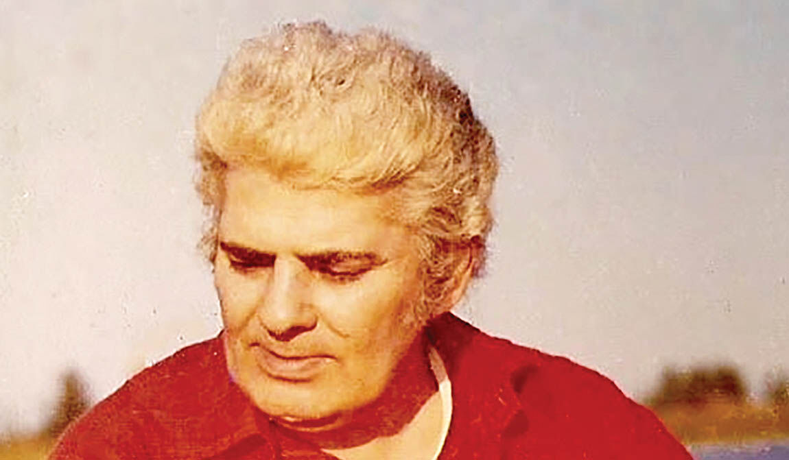 ورود مستند زندگی احمد شاملو به شبکه خانگی