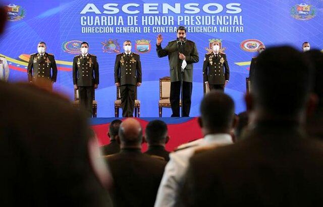 رئیس جمهور ونزوئلا خواستار افزایش آمادگی نیروهای مسلح کشورش شد