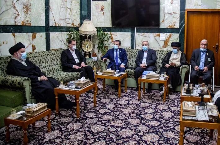 دیدار نماینده اتحادیه اروپا در عراق با نماینده آیت الله سیستانی